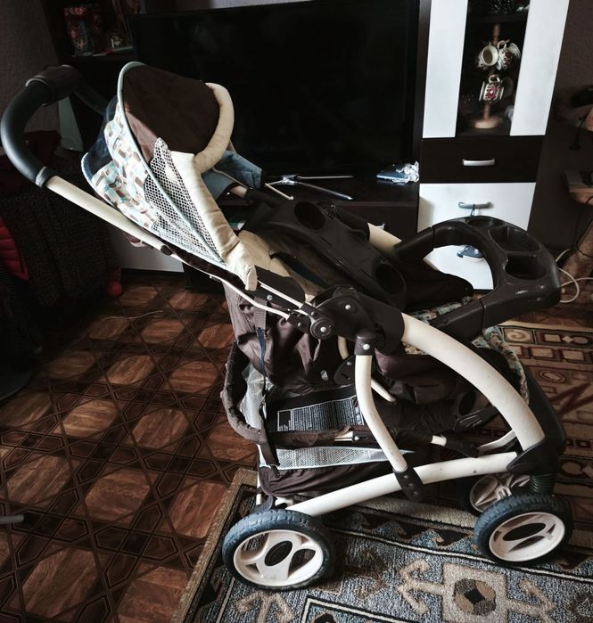 Carucior pliabil pentru copii supraponderali sau cu dizabilități