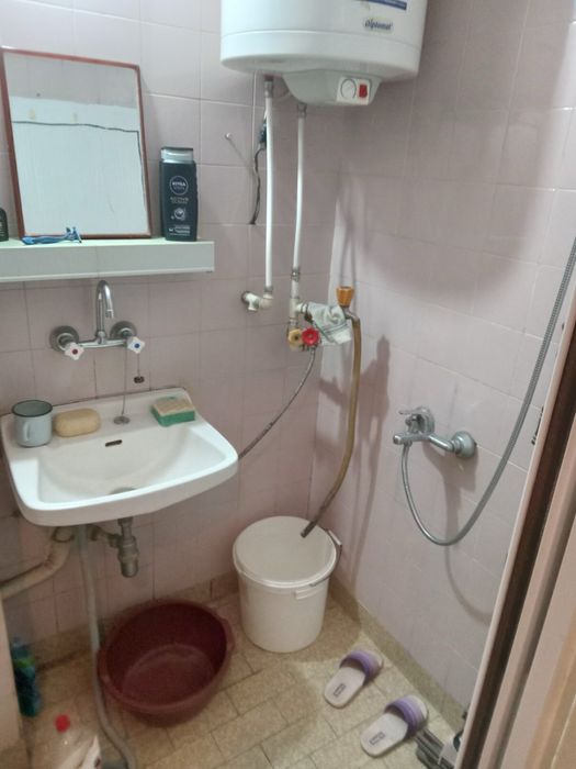 Продава се Двустаен апартамент в Ловеч, Здравец - 68 кв.м за 563 €/кв.м - Снимка #9