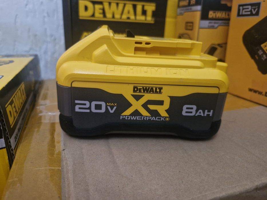 Dewalt POWERPACK 8 ah акумулятор