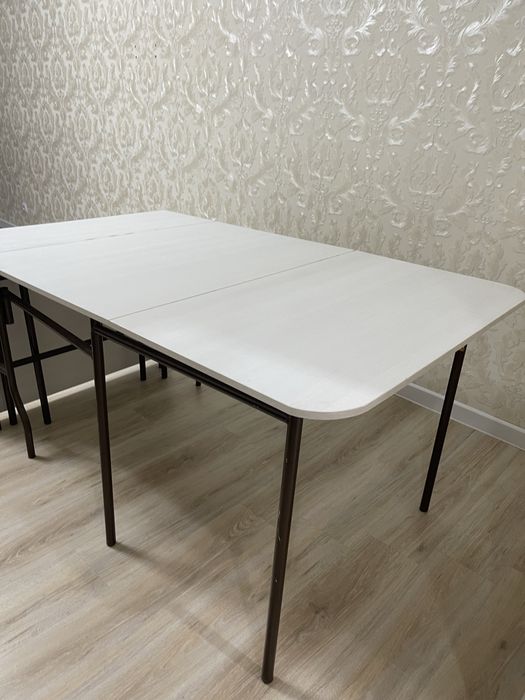 Срочно продам столь 85х85