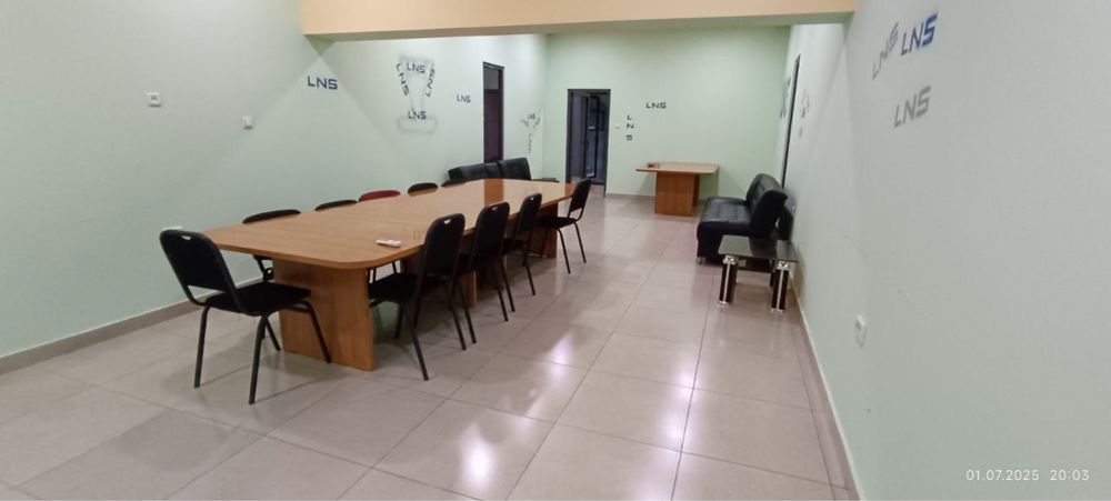 Аренда офис с мебелью Чорсу недалеко от метро вдоль дороги