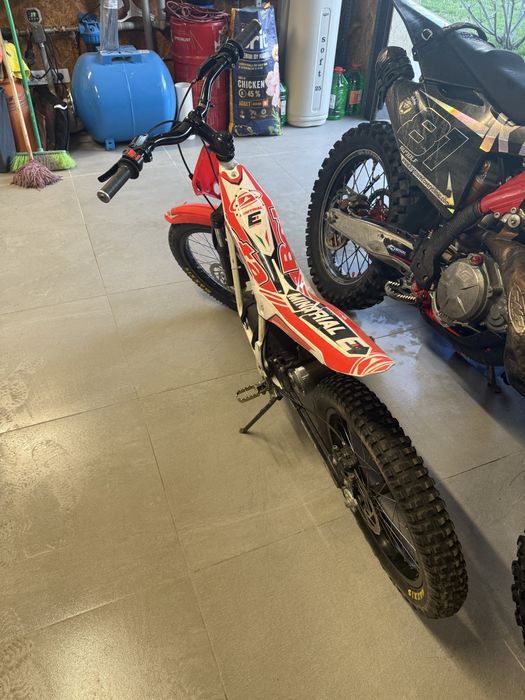 Beta Minitrial Electric 20 copii / junior – baterie nouă