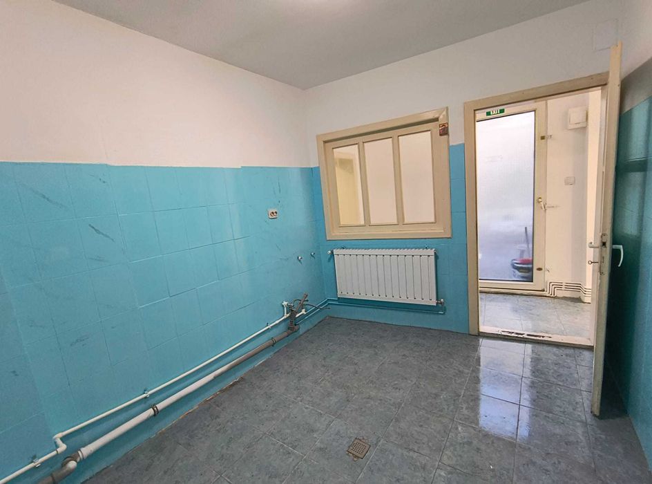 = Spatiu Comercial De Inchiriat =