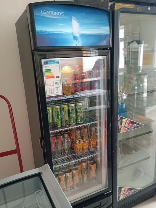 Холодильник для напитков