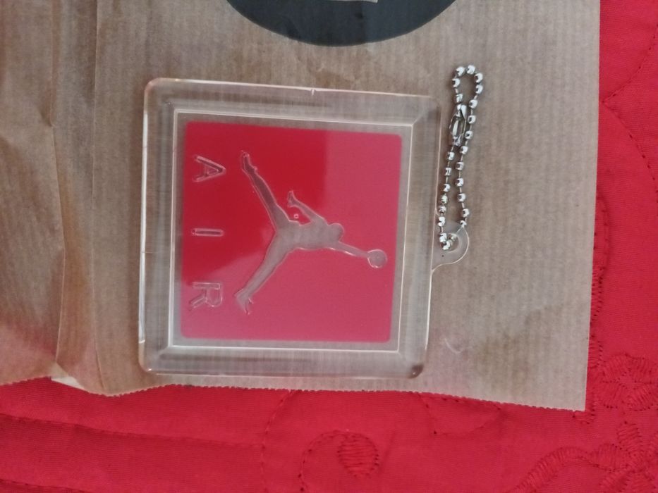 Airtag de la jordan 4 original*