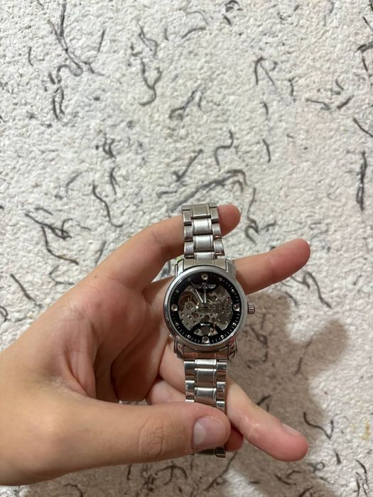 Часы мужские механические