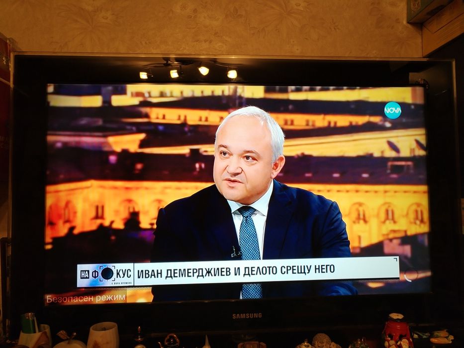 40 инчов LED Телевизор Самсунг/ Samsung