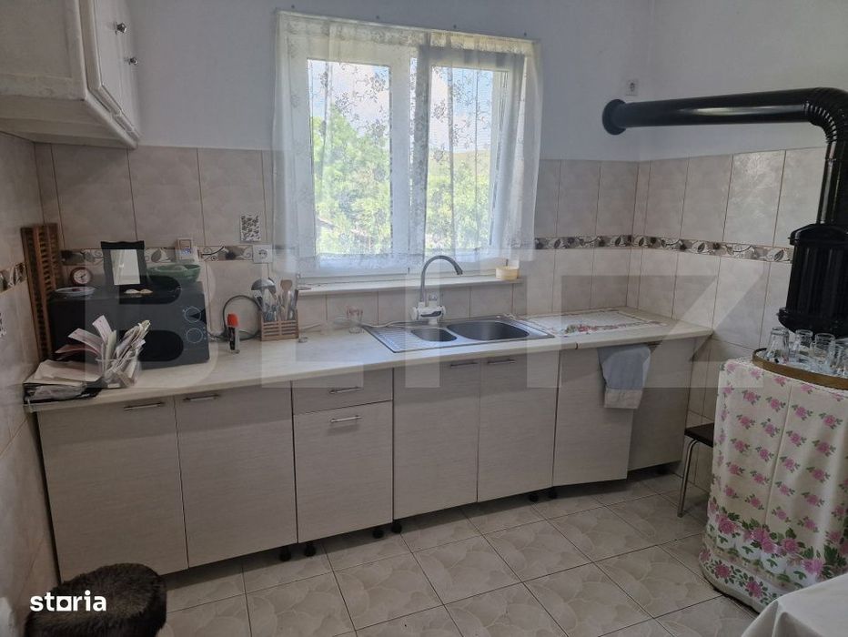 Casa ,2 camere,  gradina 1000 mp, Camarasu