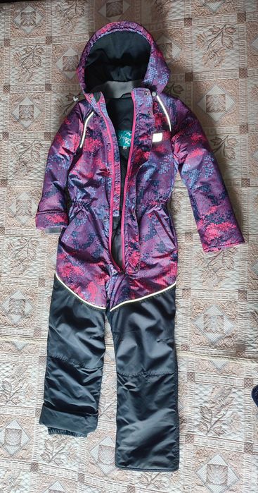 Комбинезон зимний для девочки р.128-134