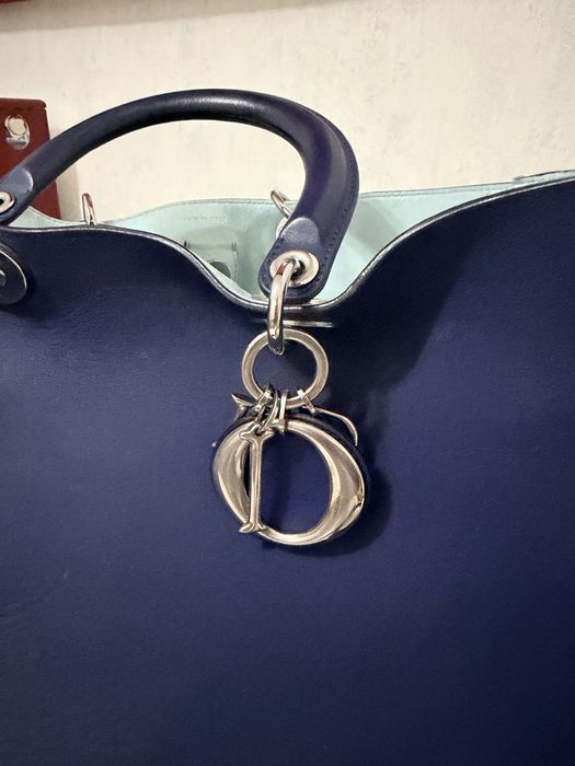 Срочно продам сумку Dior