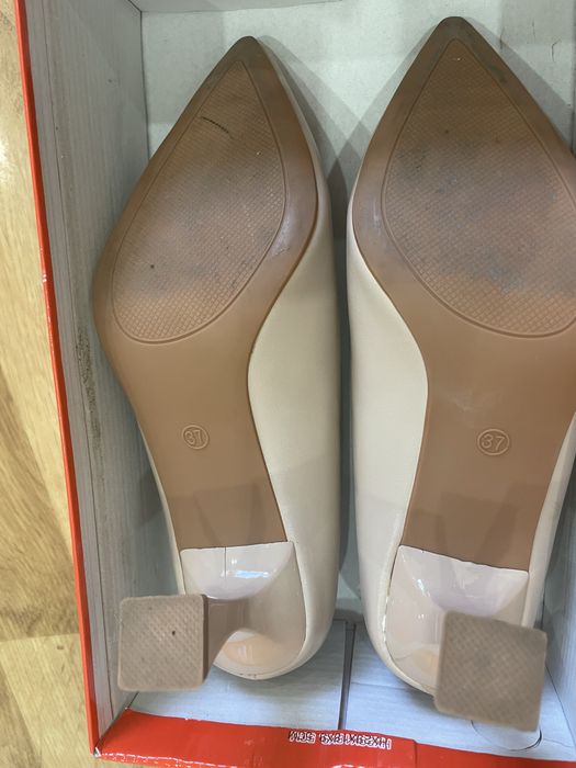 Продам свадебные женские туфли