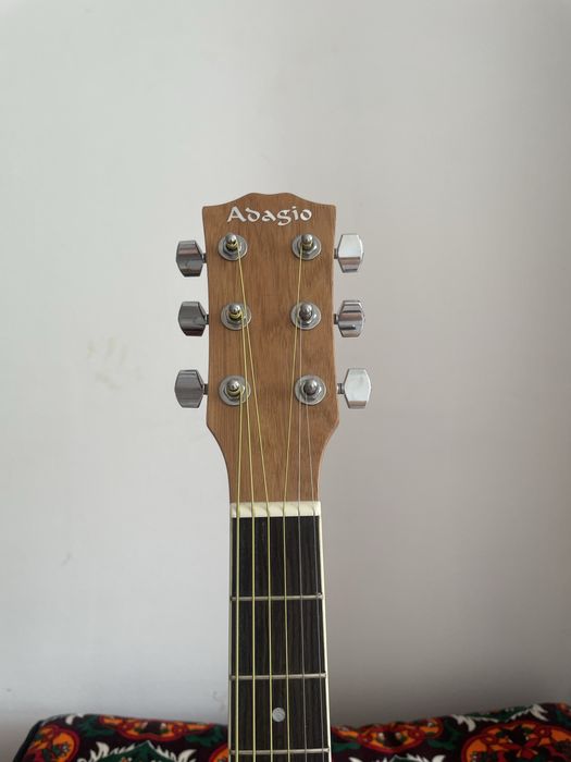 Adagio гитара сатылады срочноо