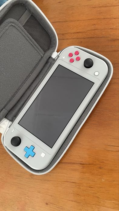 Прошитый Nintendo Switch lite за 95к