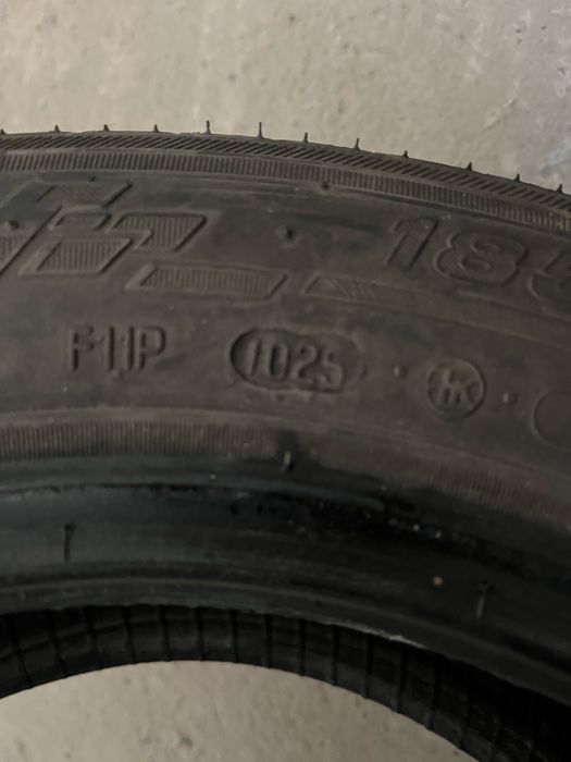 Продам 2 резины Кама 365