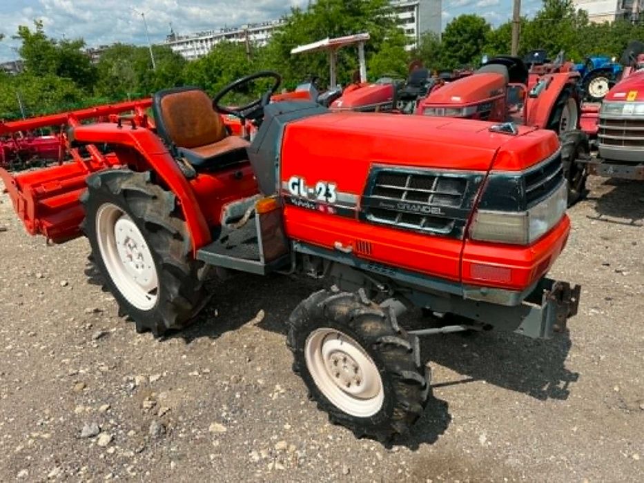 Трактор KUBOTA GL23 4x4