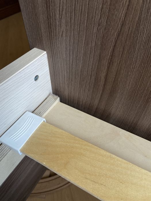 Продам односпальную кровать