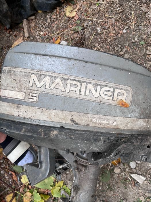 Motor de barcă mariner 5