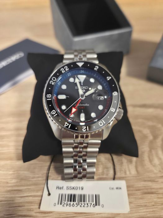 Ceas de barbati - Seiko 5 Sports Automatic - SSK019K1