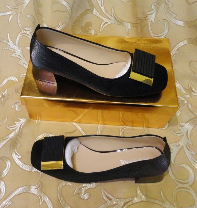 Новые туфли хамелеон, размер 38.