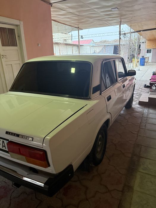 ваз 2107 сотилади