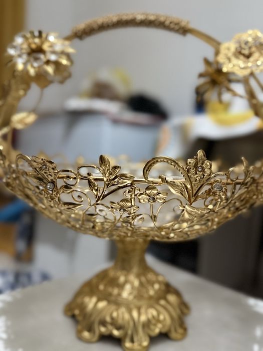 Посуда паром срочна продам новый