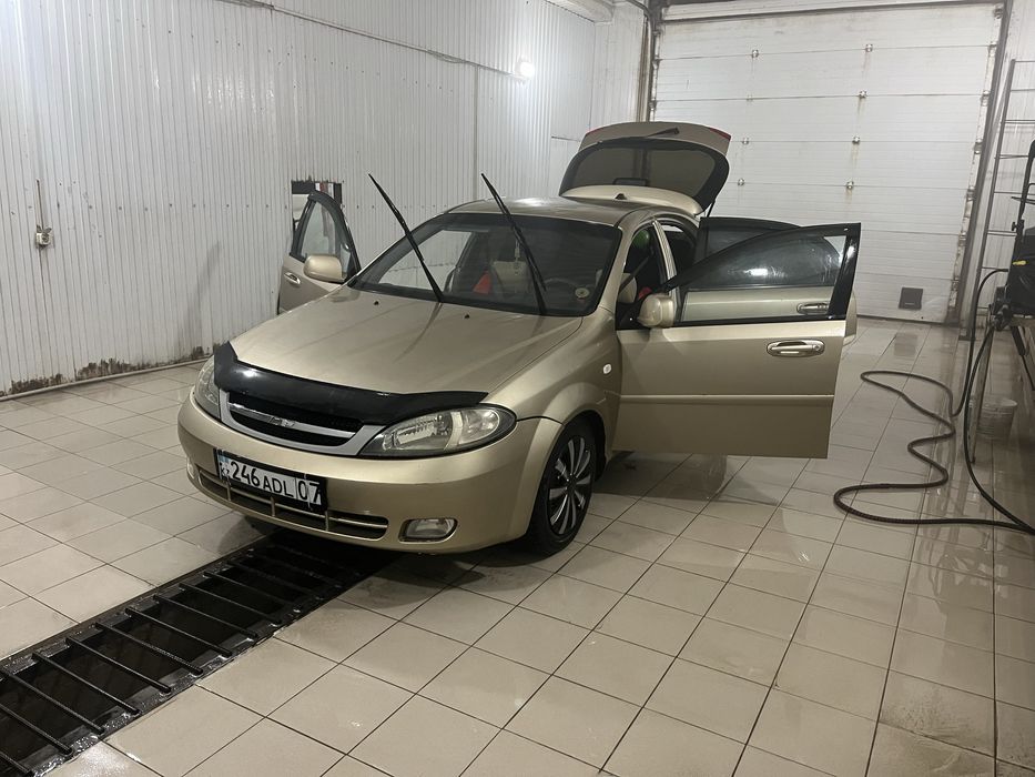 Продам Шевролет Ласети 2010г,автомат
