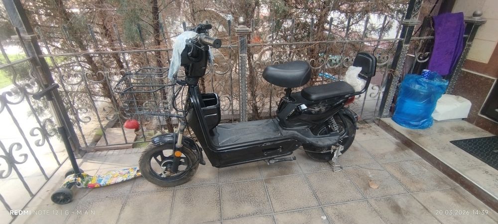 Срочно продам электро скутер в отличном состоянии