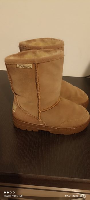 UGG in stare foarte buna, ca si noi