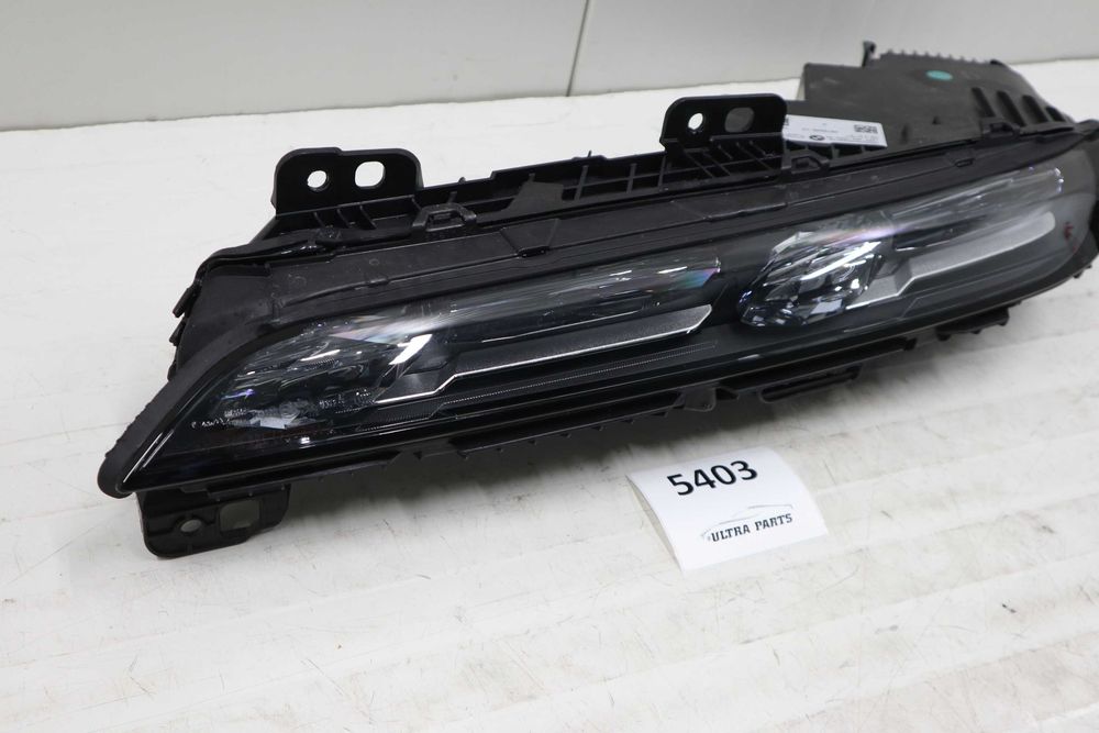 Ляв горен кристален фар Сваровски БМВ 7 серия Г70 BMW G70