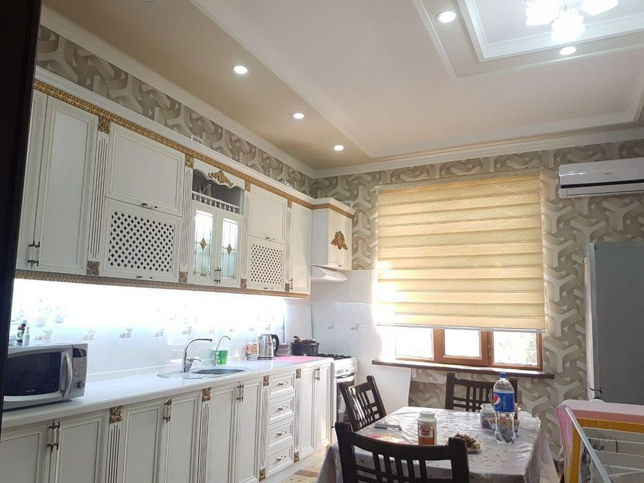 Продаётся трёхкомнатная квартира в банковском доме.