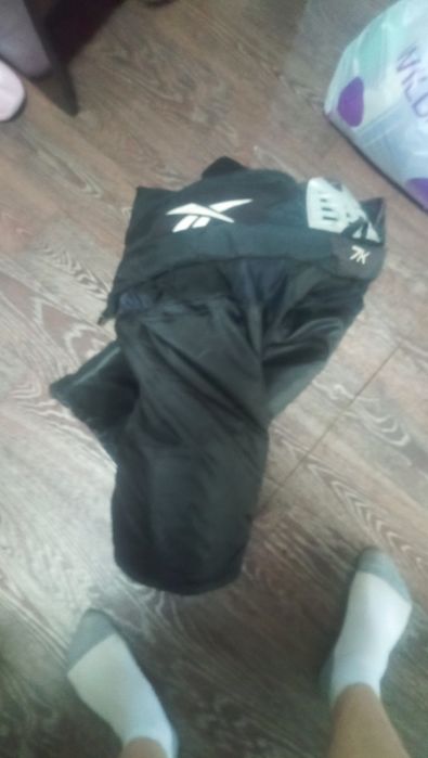 Продам хоккейную Форму