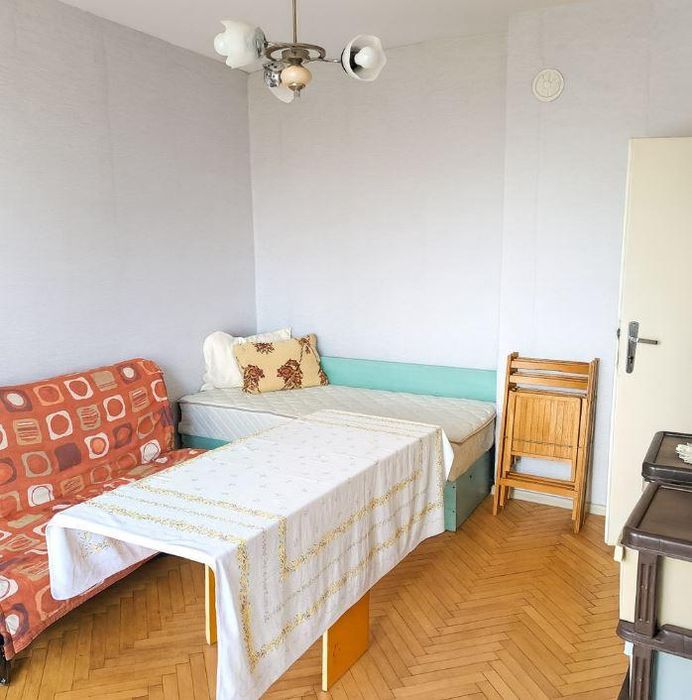 Дава се под наем Двустаен апартамент в Варна, Победа - 50 кв.м за 335 € - Снимка #1