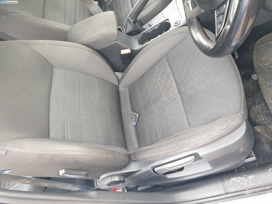 Scaun Textil Dreapta Fata Fara Incalzire Skoda Octavia 3 2013 - 2020 [K3586]