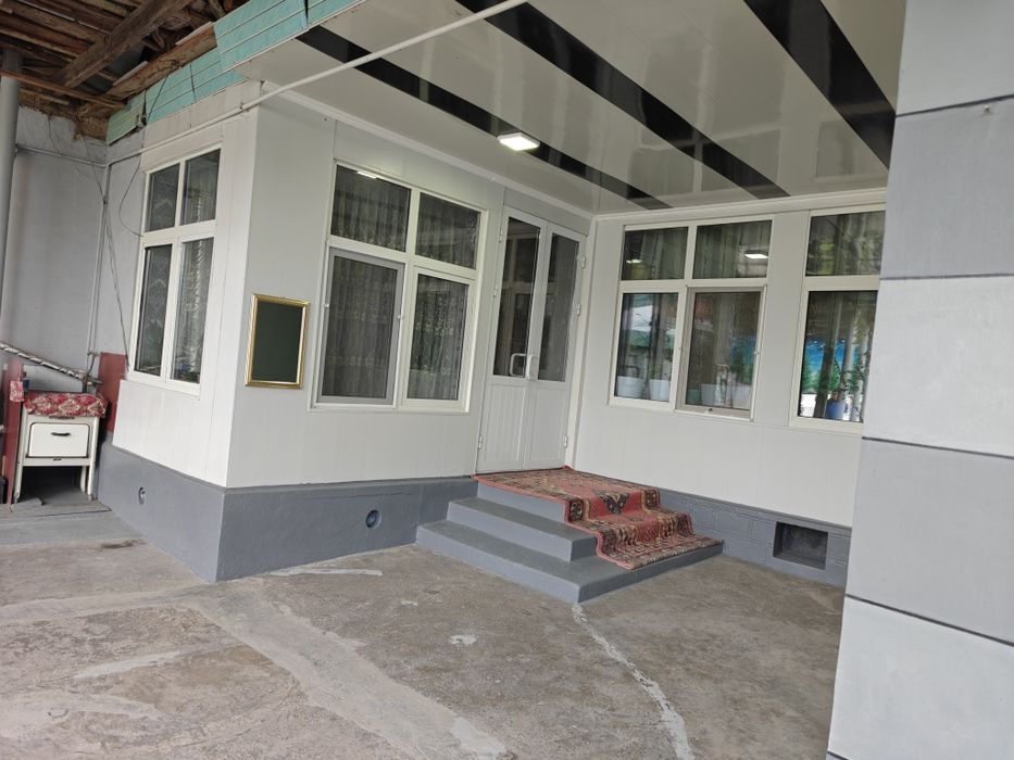 Срочно! Кибрай Сохибкор махалласида 6сот 5хонали уй сотилади