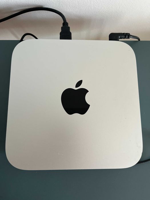 Apple Mac mini M1 16GB RAM / 1TB SSD + Magic Keyboard + Magic Trackpad + Monitor LED IPS LG 29” UltraWide Full HD