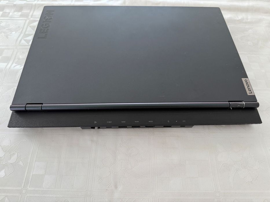 Игровой ноутбук Lenovo