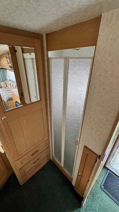 Rulota Lunar Clubman 475 CK | Inmatriculata RO | Panou solar | Cort | Baie cu dus | 2-3 persoane