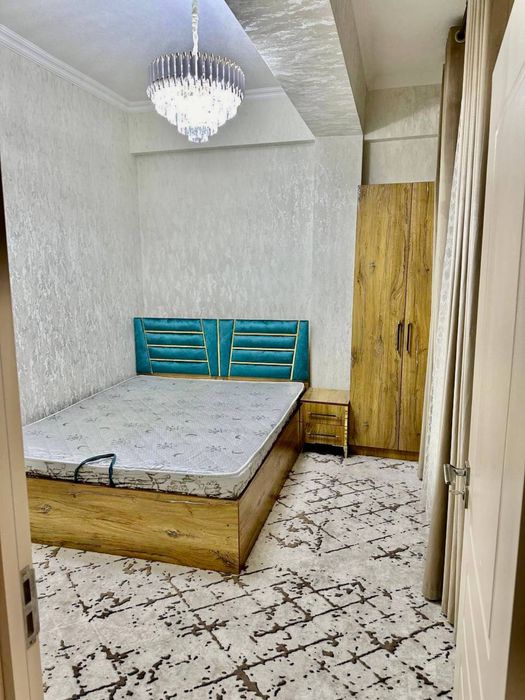 Vokzal UzGazoil Qizil dom