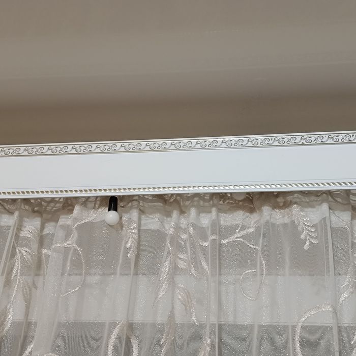 Карниз 330 см 2500