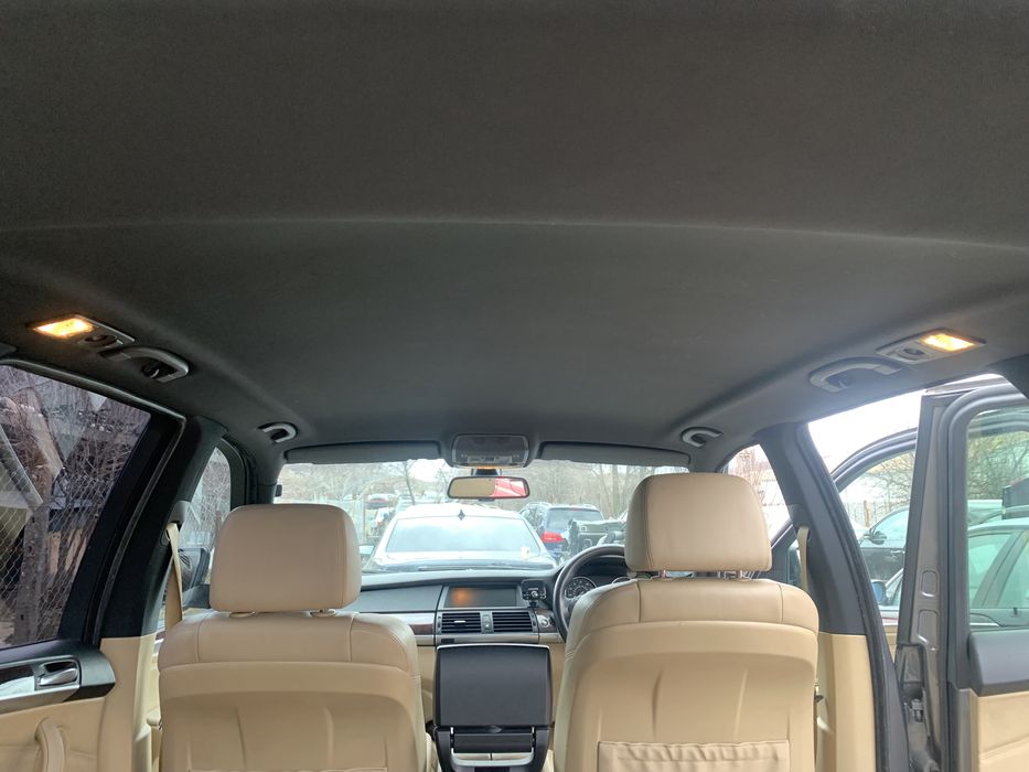 Продаваме на части бмв х5 е70 4.8ис bmw x5 e70 4.8is.