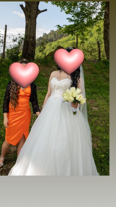 Vand rochie mireasă