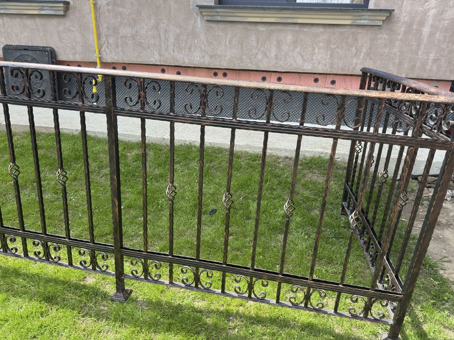 OCAZIE -Balustradă fier – 3,6 m(2,5m x 1,1m) – Model elegant