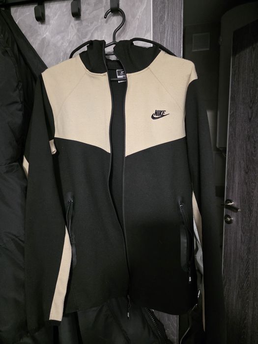 Горница анцуг Найк NIke S