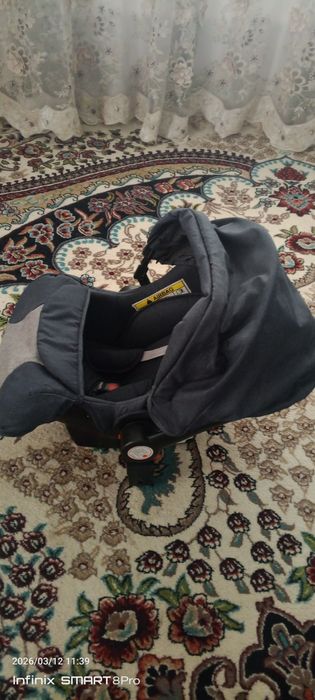 Bolalar uchun Avtomobil lyulkasi (avtokreslo) sotiladi