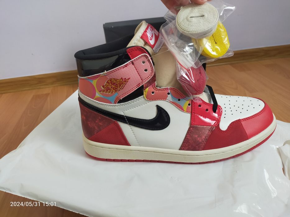 Кроссовки Nike новые, 2 пары