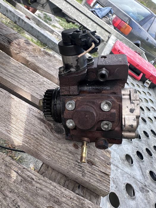 Горивна помпа/ГНП Opel Vivaro/Renault Trafik/Nissan Primastar 2.0 115