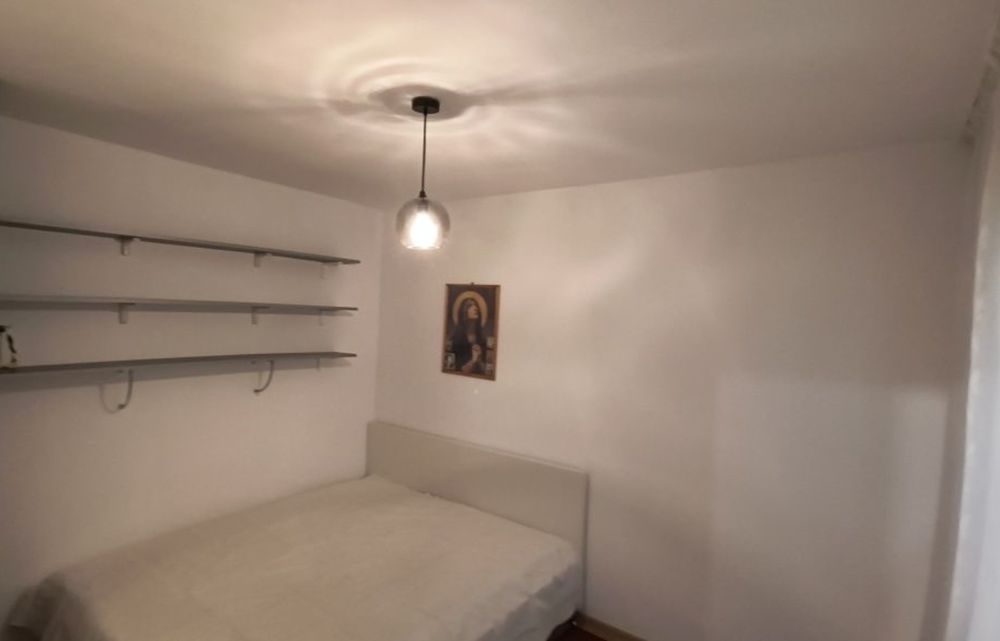 Inchiriez apartament 2 camere