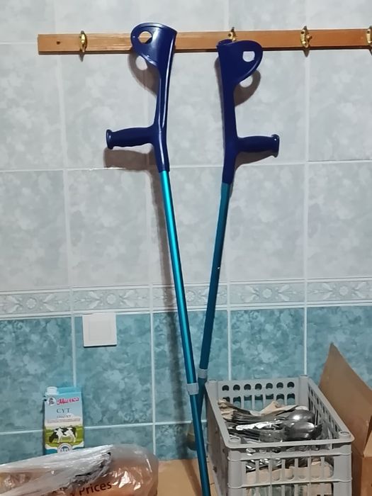 Продам б/у мебель и вещи