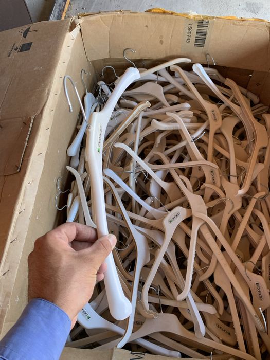 Вешалки плечики (100 тг)