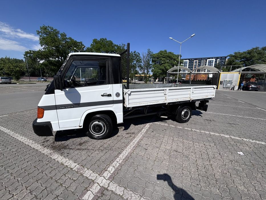 Мерцедес Бенц МB 100 D
